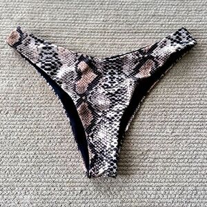 Zaful Black White Blush Pink Snakeskin Print Cheeky High Leg Bikini Bottom Small